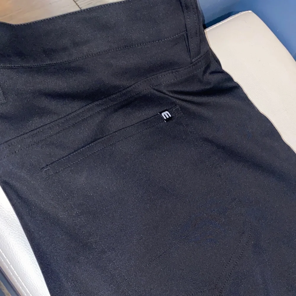 Travis Mathew Athletic/Dress Black Golf Pants‎
